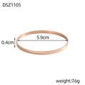 Bracciale rigido minimalista in oro rosa con incisione Hakuna Matata e larghezza 0,4 cm - Stile Inciso Oro Rosa (DSZ1105)