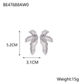 Orecchini a foglia d'argento con trama venata, altezza 5,2 cm e peso 15 g - Stile Foglia d'Argento (BE47688AW0)
