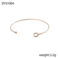 Primer plano de pulsera abierta oro rosa con pavé de circonitas y cuenta pulida - Herradura con pavé de strass (DYS1004)