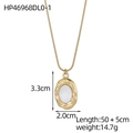 Détail du collier chaîne serpent dorée avec pendentif ovale blanc irrégulier vintage - Collier Perle d'Imitation Ondulé Doré (HP46968DL0-1)