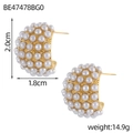 Detail view of gold C-shaped earrings with pearls and size dimensions in centimeters - Gold Pave Pearl C-Shape Style (BE47478BG0)