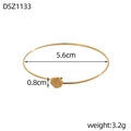 Bracciale a doppio giro dorato con perline e ciondolo geometrico esagonale moda - Bracciale con Ciondolo Geometrico Esagonale (DSZ1133) / Oro