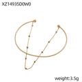Dettaglio del bracciale dorato a doppio strato con anello diamantato e catenina - Bracciale a Doppio Strato con Intaglio a Rombi (XZ14935D0W0) / Oro