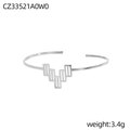 Bracciale rigido aperto argento con design geometrico quadrato traforato, peso di 3,4g - Stile cavo rettangolare geometrico a gradini (CZ33521A0W0) / 1 Pezzo / Argento