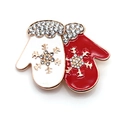 Broche de mitaines de Noël mignonne avec émail rouge et strass flocons scintillants - Style Moufle de Noël (4431934482090)