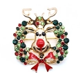 Broche de renne de Noël vintage avec cristaux rouges et verts sur placage d'or - Style Couronne de Renne (4431934482097)