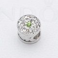 Silver round charm with central green gemstone and pavé white crystals for bracelets - Green (2)