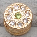 Charme rond doré orné d'une pierre verte et de zircons cubiques blancs - Or Pierre Verte (11)