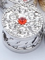 Charme en argent avec pierre centrale rouge et cristaux pavés blancs à texture câblée - Argent Pierre Rouge (19)