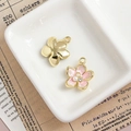 Anhänger mit rosa Emaille-Blume, Perlen und goldenem Ginkgoblatt aus Metall - Rosa-Weißer Farbverlauf Blume mit Perle Strass (12#)