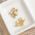 DIY Blumenanhänger aus Goldlegierung mit weißem Emaille und kleinen Schmetterlingen - Weiße Schmetterlingsblume mit Strass (18#)