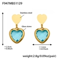 Detalle de pendientes de corazón de acero inoxidable dorado con piedras de cristal azul - Pendientes Corazón Vidrio Azul Lago Dorado (F947)