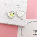 Colgante de corazón en aleación con esmalte blanco y diseño de tulipán para joyería DIY - Forma de Corazón / Verde Corazón Tulipán Plata Mate