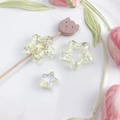 Ciondoli a stella iridescenti con finitura aurora per gioielli fai da te e catenine - Set Stellato / Confezione da 3 / Giallo
