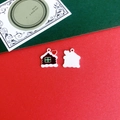 Macro shot of snow-roofed house pendants for Christmas DIY crafts and jewelry making - 14# White Candy House