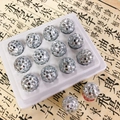 Gros plan de perles mosaïques miroir disco étincelantes pour bijoux et bricolage - Style Laser Disco Rond / 16mm / Argent
