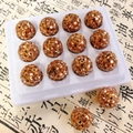 Vue de 14 perles en argile bronze avec paillettes brillantes pour bijoux DIY et accessoires - Style Laser Disco Rond / 16mm / Marron