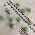 Set de 9 colgantes de loto en imitación jade verde claro para creación de joyería artesanal - Color Jade Verde Claro Vaina de Loto