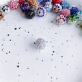 Makroaufnahme von 10mm bunten Strass-Kristallperlen für DIY-Schmuckherstellung - 4# / 10mm