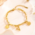 Gold stainless steel paperclip bracelet with letter V and coin pendants on white wave - Queen Portrait - Letter V (7846)