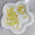 Perline a campanella gialle iridescenti per gioielli fai-da-te e catene per cellulari - Perlina Sfusa a Campanella Cangiante Traslucida Gialla (A98#)