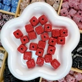 Perle d'espacement cubique rouge en strass pour création de bijoux DIY éclatante - Forme de cube / 14mm-15mm / Rouge Uni