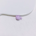 Vue macro d'un pendentif ravioli mauve mat à bords ondulés pour bijoux artisanaux - Style Plié Violet Taro (9#)