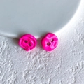 Vibrant pink flower-shaped resin button and smooth round button for DIY craft projects - Rose Red Button (32# Small)