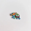 Detail van een boho olifant hanger met kleurrijke patronen en metalen oogje voor sieraden - Meerblauw Etnisch Geschilderde Stijl (4#)