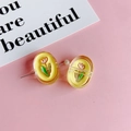 Gele tulp harsbedeltje voor DIY haaraccessoires met metalen pin en bloemdessin - Lichtgele Tulp (KP4968)