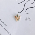 Detail von Emaille-Buchstabe W Anhänger in Goldoptik für DIY-Schmuckherstellung - Buchstabe W
