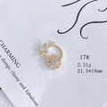 Détail du pendentif fleur et abeille plaqué or avec zircons pour bijoux artisanaux - 17#