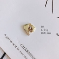 Macro view of a 16x15mm golden heart charm with pearls and rhinestones for DIY jewelry - Heart Pearl Red Rhinestone (4#)
