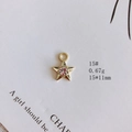 Vue macro d'un pendentif étoile pour bijoux DIY avec gemme rouge et finition dorée - Style Étoile Pierre Rouge (15#)