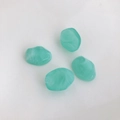 Vier unregelmäßige mintgrüne Marmor-Harzanhänger für DIY-Schmuck mit Wellenmuster-Effekt - 12#