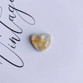 Vintage heart-shaped accessory with yellow and cream marble pattern resin finish - Yellow White Marbled (6#)