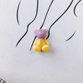 Vue macro de l'ours bicolore en résine violet et jaune pour accessoires DIY - Bicolore Violet Jaune (5#)