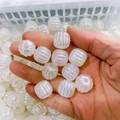 Perline in acrilico bianco iridescente con strisce verticali per gioielli fai-da-te - Perlina Sfusa a Zucca Bianco Perlato Cangiante (A34#)