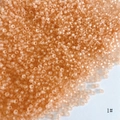 Λεπτομέρεια macro από γυάλινες χάντρες 2mm σε ροδακινί ματ χρώμα για κοσμήματα DIY - 450g (Περίπου 48.000 Χάντρες) / Ροδακινί Ροζ (1#)