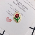 Detail of vintage tulip pendant with red enamel inlay and gold alloy frame - Retro Reddish Brown Tulip (1#)