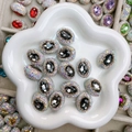 Perle intercalaire en strass gris avec base dorée pour création de bijoux faits à la main - Style Princesse de l'Ouest / 23x19x15mm / Gris clair