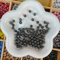 Perles boule disco en strass gris foncé pour la fabrication de bijoux DIY et artisanat - Rond / 8mm / Métal canon