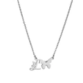 Detalle de collar con colgante de mariposa plateada y letra L para hombres y mujeres - L