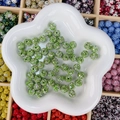 Perles boule disco strass vert étincelantes pour bijoux DIY dans un bol en céramique blanc - Style Rond Ciel Étoilé / 10mm / Starry Green