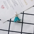 Detailed shot of peacock green fabric flower tassel pendant with white pearl and gold ring - Peacock Green Style (7#)