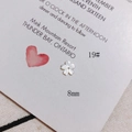 Detail of 8mm white shell flower bead with iridescent luster for DIY jewelry making - White Iridescent Five-Petal Flower Style (19#)