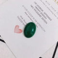 Gros plan d'un cabochon ovale en pierre vert foncé pour création de bijoux DIY - 6# Vert Foncé