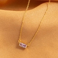 Goldhalskette mit violettem rechteckigem Edelstein-Anhänger für den Geburtsstein Dezember - Gold Juni (Jun)