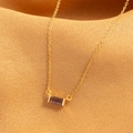 Collana con pietra portafortuna di dicembre con gemma viola e catena dorata - Oro Febbraio (Feb)
