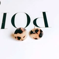 Detailed view of round acetate earrings with tortoise shell pattern and metal studs - 20# (Dark Brown Beige Tortoise)